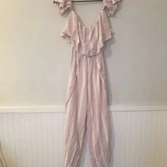 American Eagle Outfitters Stripped Jumpsuit - Picture 5 of 9